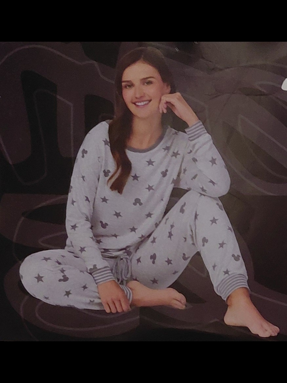 Disney Mickey & Stars Womens 2-Piece Pajama Set Gray NWT